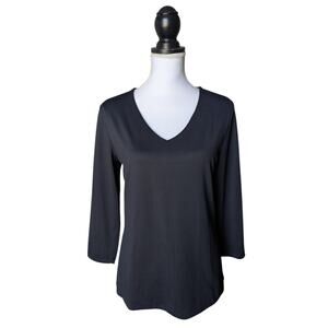 Judy P Black 3/4 Sleeve Relaxed V Neck Top Size Medium Wrinkle Free Catalina